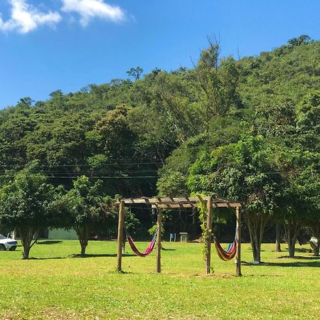 Pousada E Camping Recanto Da Praia Capitólio 外观 照片